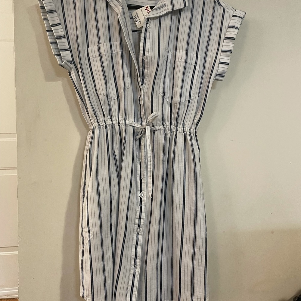 Short sleeve button up dress - Picture 4 of 6